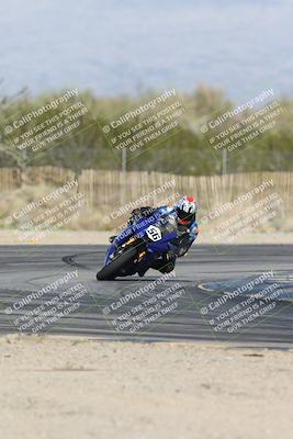 media/Jan-15-2026-Racers Edge (Thu) [[dfebeb70ab]]/2-A Group/Session 5 Turn 2/